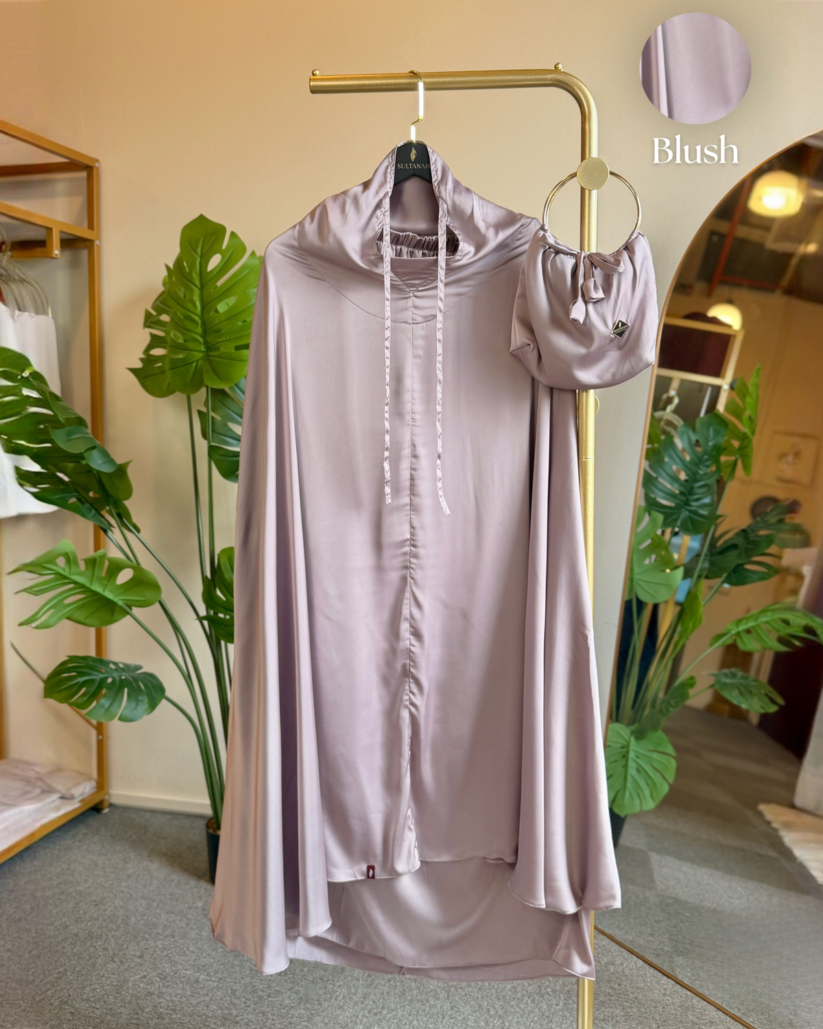 Tuqa Prayer Wear